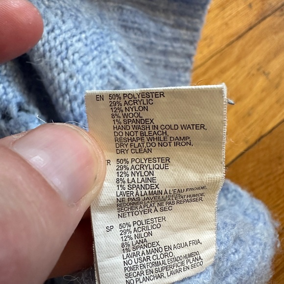 Small R Dakota Sweater - blue/purple - good condition - Picture 2 of 3